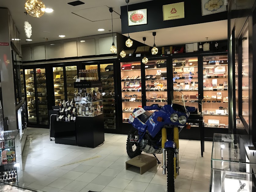 Cigare Store By Le Cigare Et La Plume Le Chesnay-Rocquencourt