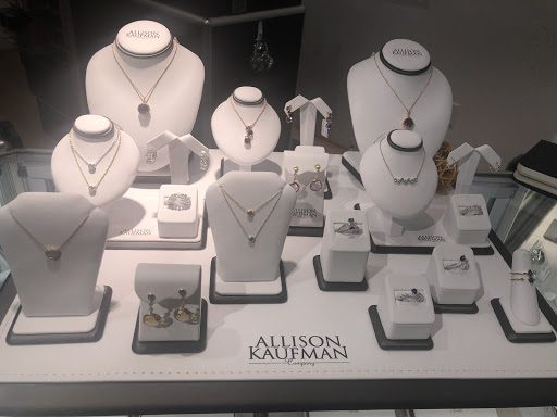 Jewelry Store «Trinity Diamonds and Fine Jewelry», reviews and photos, 6070 N Oracle Rd, Tucson, AZ 85704, USA