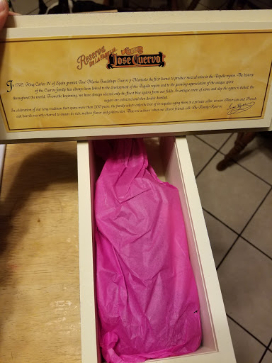 Liquor Store «Manor Wine & Spirits», reviews and photos, 5544 Airway Rd, Dayton, OH 45431, USA