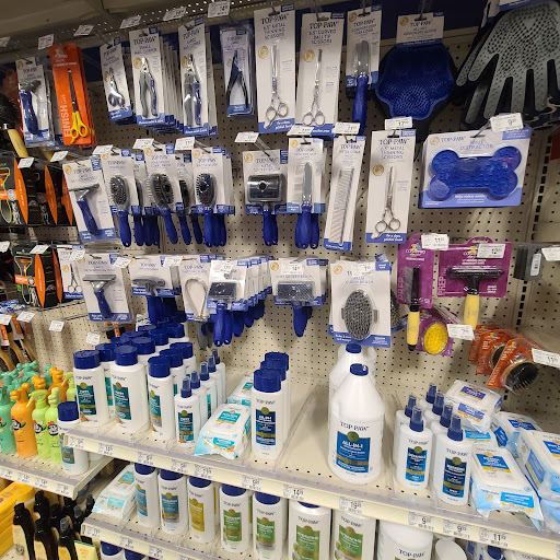 Pet Supply Store «PetSmart», reviews and photos, 13720 Riverside Dr, Sherman Oaks, CA 91423, USA