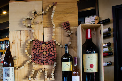 Wine Store «Cellar Rat Wine Merchants», reviews and photos, 1701 W Baltimore Ave, Kansas City, MO 64108, USA