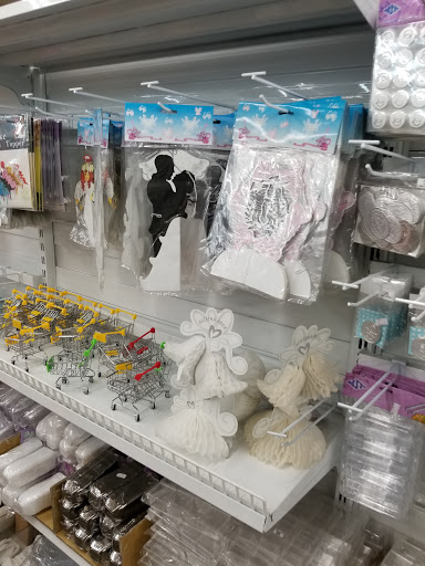 Craft Store «United Craft, Inc.», reviews and photos, 611 E 7th St, Los Angeles, CA 90021, USA