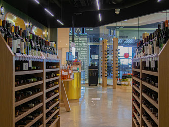 Highlander Wine & Spirits Eighth Avenue Place