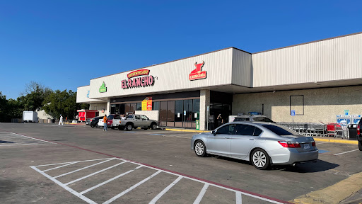 El Rancho Supermercado, 6800 Berkman Dr, Austin, TX 78723, USA, 