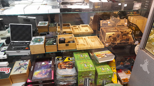 Tobacco Shop «Little Canada Smoke Shop & Specialties LLC», reviews and photos, 37 Little Canada Rd E, St Paul, MN 55117, USA