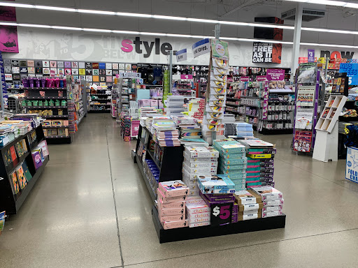 Variety Store «Five Below», reviews and photos, 13401 Shelbyville Rd, Louisville, KY 40243, USA