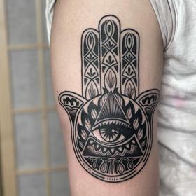 Explore alabama crimson tide tattoo ideas, creative tattoo ideas in Wappingers Falls, available at Graceland Tattoo