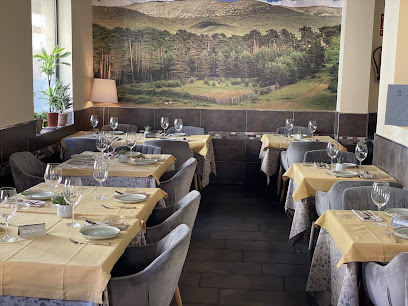 Casa Pino restaurante - C. Reina, 17, 40100 Real Sitio de San Ildefonso, Segovia, Spain