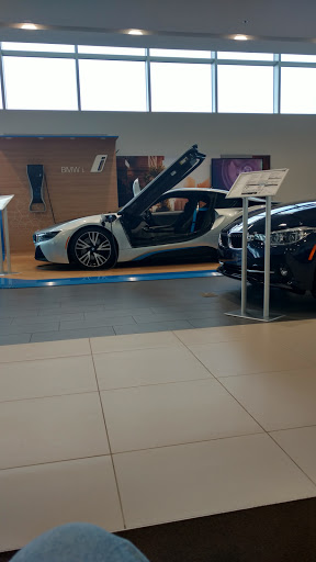 Used Car Dealer «Fields BMW of Daytona», reviews and photos, 1050 N Tomoka Farms Rd, Daytona Beach, FL 32124, USA