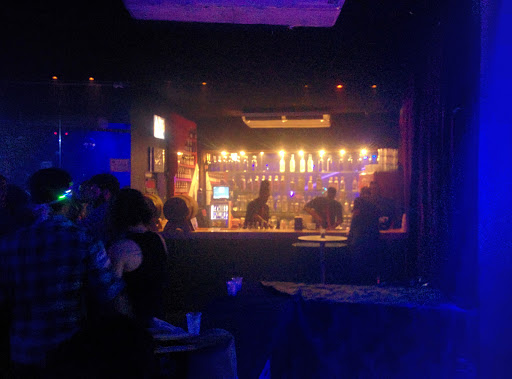 Leviano Bar