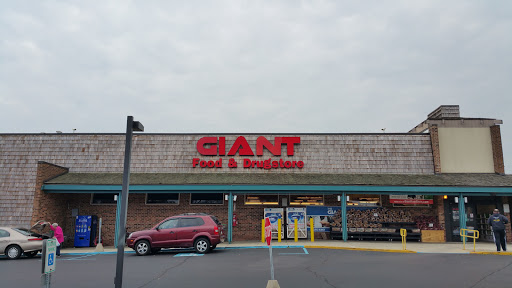Giant Food Stores, 1153 N 5th St, Perkasie, PA 18944, USA, 