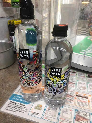 Convenience Store «Quick Pick Party Store», reviews and photos, 1742 W Court St, Flint, MI 48503, USA