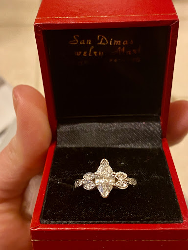Jeweler «San Dimas Jewelry Mart», reviews and photos, 490 W Arrow Hwy # G, San Dimas, CA 91773, USA