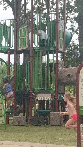 Park «Civic Center Park», reviews and photos, 24135 Hall Rd, Woodhaven, MI 48183, USA