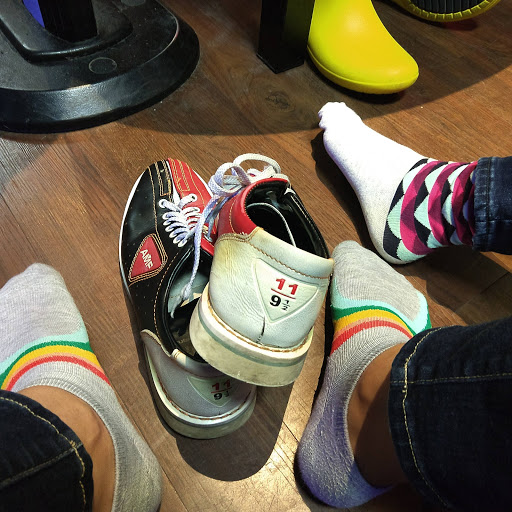 Bowling Alley «AMF Monaco Lanes», reviews and photos, 6767 Leetsdale Dr, Denver, CO 80224, USA