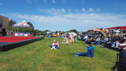 Childrens Farm «Best Long Island Pumpkin Picking», reviews and photos, 250 Old Country Rd, Melville, NY 11747, USA