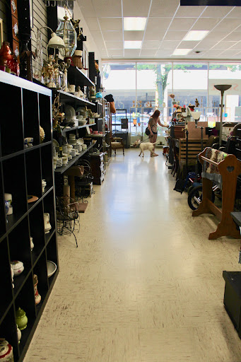 Thrift Store «Willamette Humane Society Thrift Store», reviews and photos, 548 High St NE, Salem, OR 97301, USA