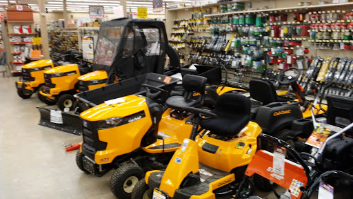 Sporting Goods Store «Big R Store of Warsaw», reviews and photos, 3660 Commerce Dr, Warsaw, IN 46580, USA