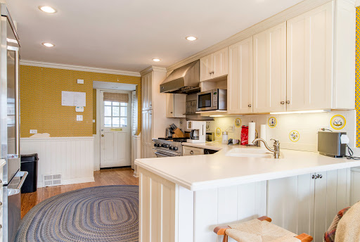 Painting «Dynamic Colors Inc», reviews and photos, 1226 Elmwood Ave, Evanston, IL 60202, USA