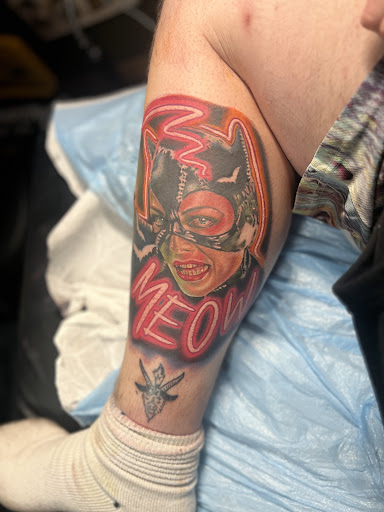 Explore live free or die tattoo ideas, creative tattoo ideas in Lake Villa, available at Eternal Tiger Tattoo