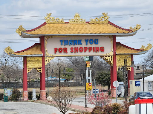 Grocery Store «Ben Thanh Plaza and Central Market», reviews and photos, 1818 E Pioneer Pkwy #100, Arlington, TX 76010, USA