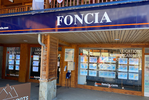 FONCIA | Agence Immobilière | Location Saisonnière-Syndic | La Salle-Les-Alpes | Route de PréLong à La Salle-les-Alpes