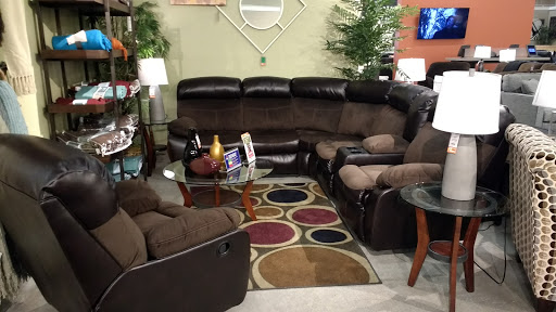 Furniture Store «Ashley HomeStore», reviews and photos, 3839 Emery St #300, Emeryville, CA 94608, USA