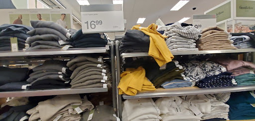 Department Store «Target», reviews and photos, 4500 Macdonald Ave, Richmond, CA 94805, USA