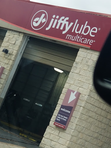 Oil Change Service «Jiffy Lube», reviews and photos, 1345 S Main St, Boerne, TX 78006, USA