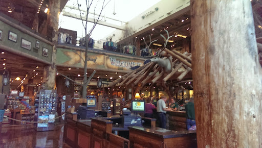 Shopping Mall «Green Tree Mall», reviews and photos, 757 E Lewis and Clark Pkwy, Clarksville, IN 47129, USA