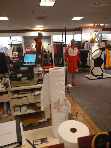 Shopping Mall «Santa Rosa Plaza», reviews and photos, 1071 Santa Rosa Plaza, Santa Rosa, CA 95401, USA