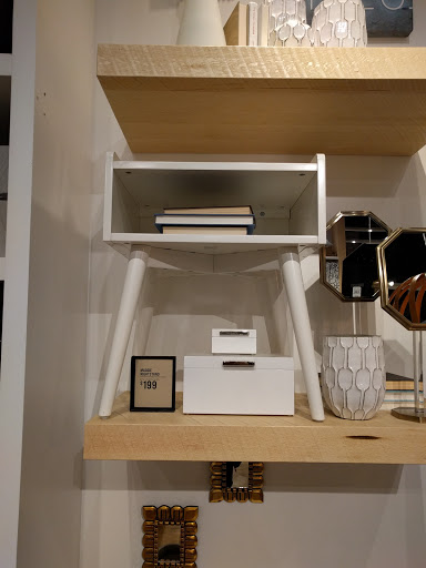 Furniture Store «west elm», reviews and photos, 1201 NW Couch St, Portland, OR 97209, USA