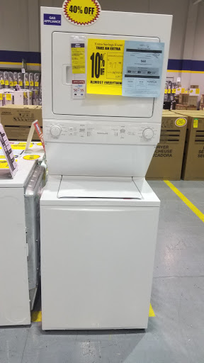 Auto Repair Shop «Sears Auto Center», reviews and photos, 3655 SW 22nd St, Coral Gables, FL 33145, USA