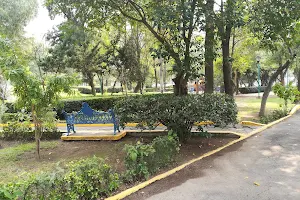 Parque Balbanera image
