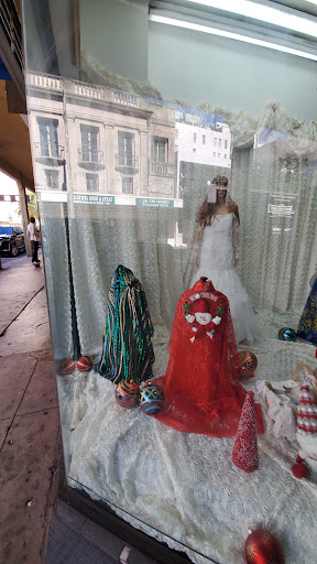 Fabric Store «La Casa de las Viejas», reviews and photos, 39 NE 1st St, Miami, FL 33132, USA