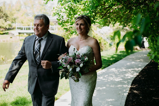 Florist «Bloomtastic Florist», reviews and photos, 2136 Arlington Ave, Columbus, OH 43221, USA