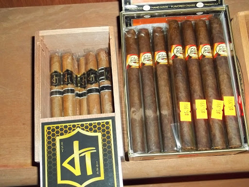 Tobacco Shop «Tobacco One Smoke Shop», reviews and photos, 1220 E Yorba Linda Blvd, Placentia, CA 92870, USA