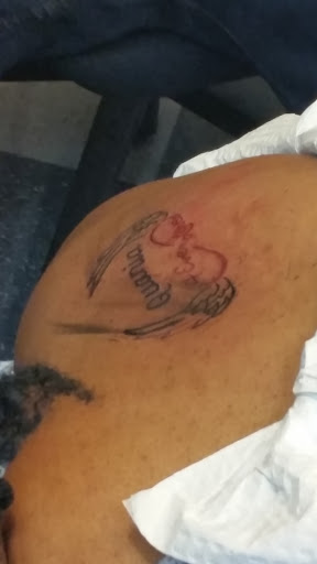 Tattoo Shop «Body Armor», reviews and photos, 3101 S Westnedge Ave, Kalamazoo, MI 49008, USA