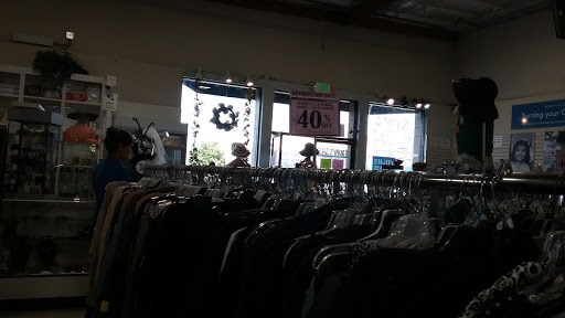 Thrift Store «St. Vincent De Paul (SVDP) Thrift Store», reviews and photos, 2406 El Camino Real, Redwood City, CA 94063, USA