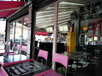 Atmosphère du Restaurant de hamburgers elie’s burger à Marseillan - n°1