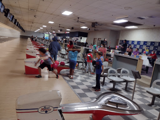 Bowling Alley «Bowl America Inc», reviews and photos, 46940 Woodson Dr, Sterling, VA 20164, USA