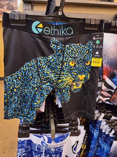 Clothing Store «Tillys», reviews and photos, 21001 North Tatum Boulevard, Phoenix, AZ 85050, USA