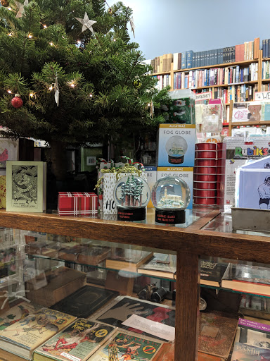 Book Store «Russian Hill Bookstore», reviews and photos, 2234 Polk St, San Francisco, CA 94109, USA