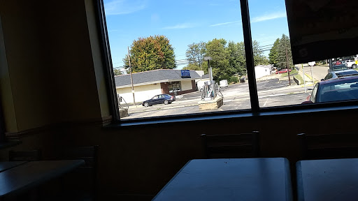 Restaurant «SUBWAY®Restaurants», reviews and photos, 503 W 3rd St, Connersville, IN 47331, USA