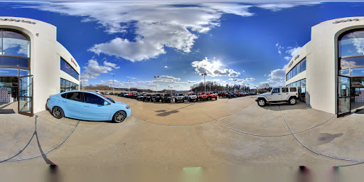Car Dealer «Jeff Wyler Chrysler Jeep Dodge Ft Thomas», reviews and photos, 100 Alexandria Pike, Fort Thomas, KY 41075, USA