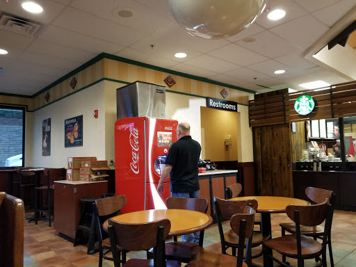 Supermarket «Price Chopper», reviews and photos, 167 W Main St, Hopkinton, MA 01748, USA