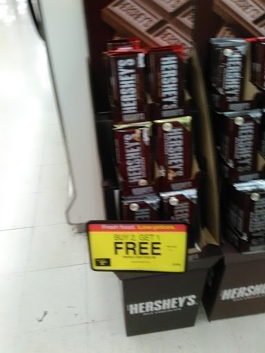 Grocery Store «Kroger», reviews and photos, 1525 Madison Ave, Covington, KY 41011, USA