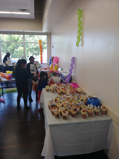 Recreation Center «Dalworth Recreation Center», reviews and photos, 2012 Spikes St, Grand Prairie, TX 75051, USA