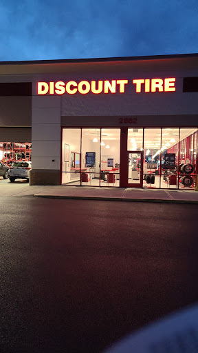Tire Shop «Discount Tire Store - Hamilton, OH», reviews and photos, 2862 Princeton Rd, Hamilton, OH 45011, USA