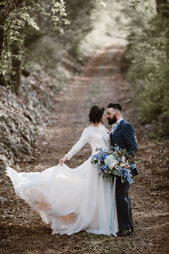 Bridal Shop «White Lace & Promises», reviews and photos, 8025 Kingston Pike #4, Knoxville, TN 37919, USA